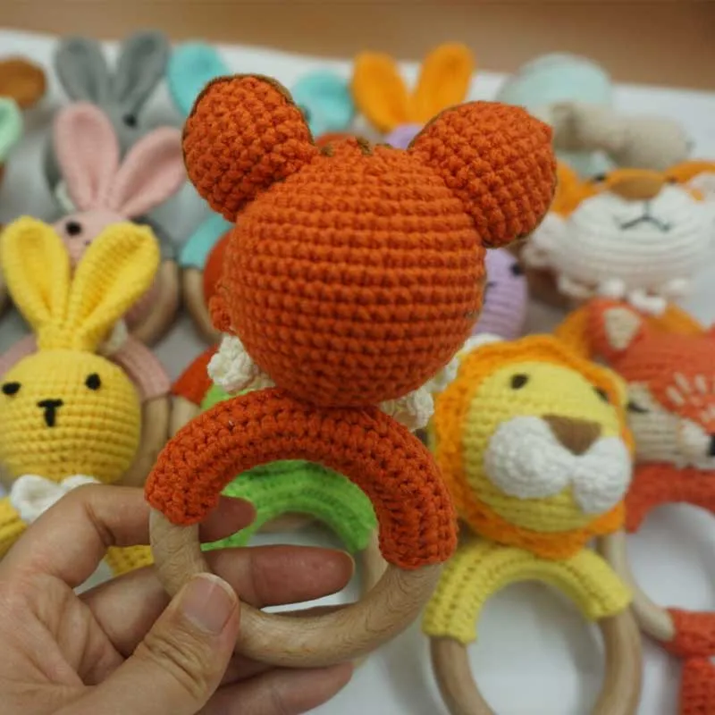 1PC Rabbit Tiger Lion Crochet Rattle Soother Bracelet Teether Set Baby Product Mobile Pram Crib Ring Wooden Toys