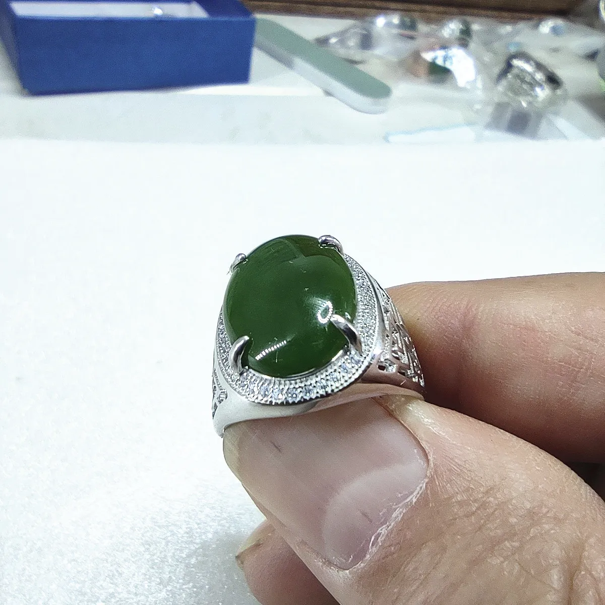 KJJEAXCMY Fine Jewelry Genuine 925 Sterling Silver Inlaid Natural Jasper Spinach Green Men's Ring 12x16mm Retro