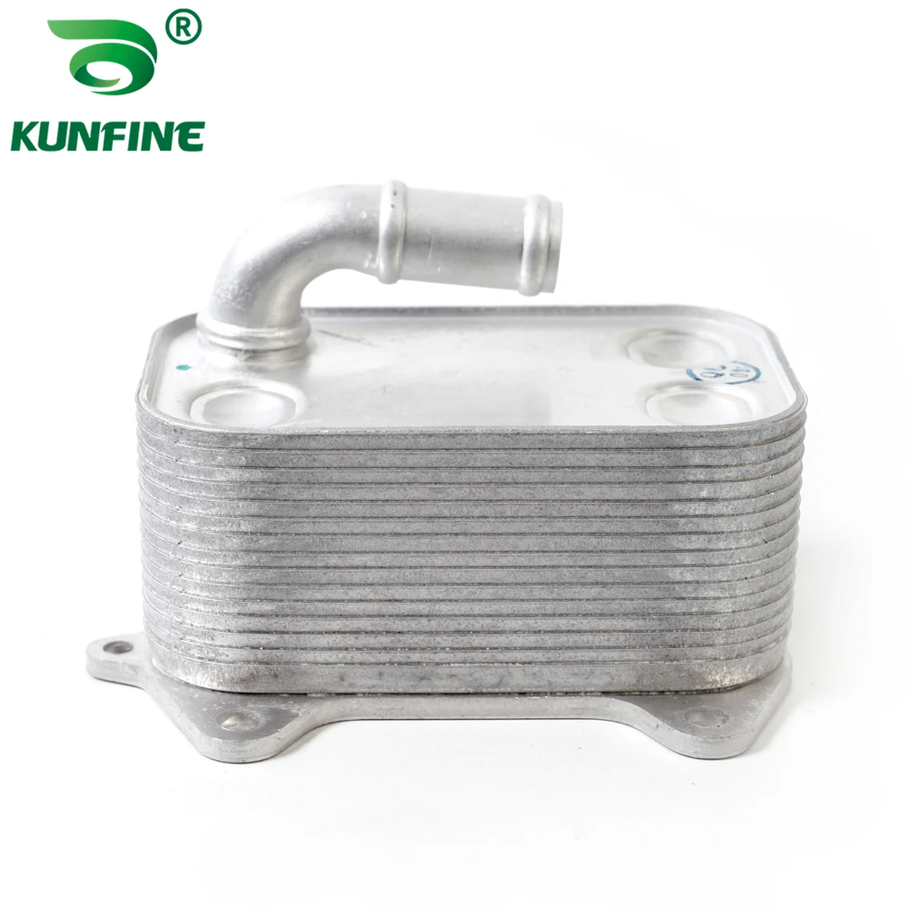 เครื่องยนต์หม้อน้ําน้ํามันและปะเก็นชิ้นส่วนรถยนต์สําหรับVW Audi OEM No.03L 117 021D 03L117021D 03L 117 021 D