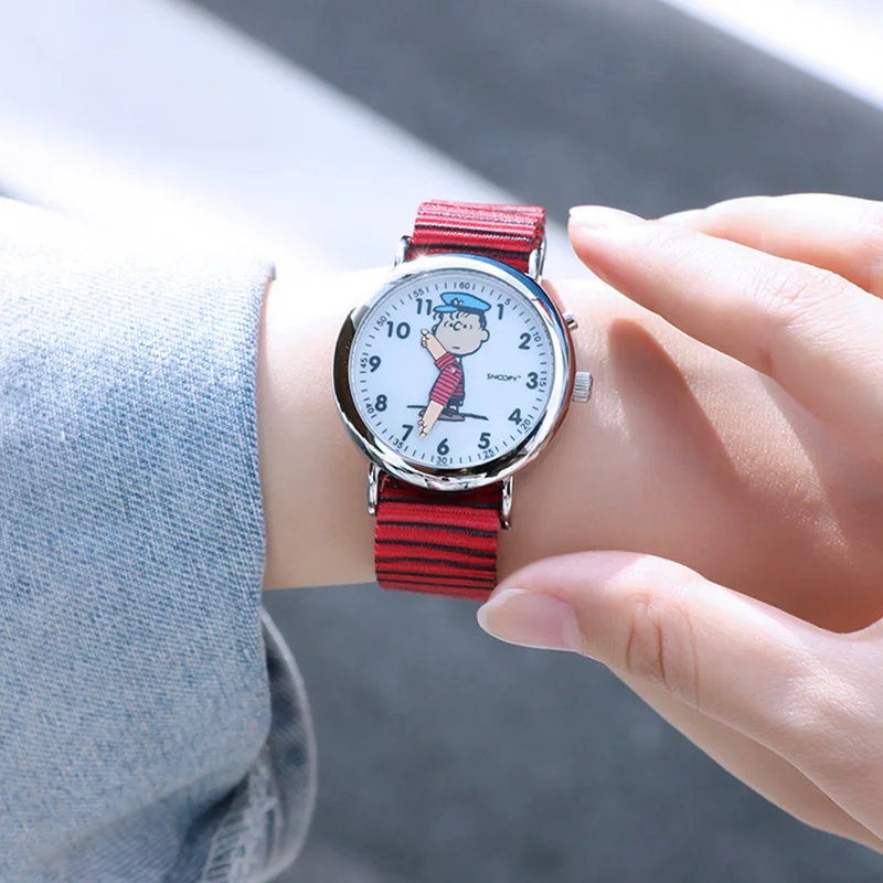 Snoopy Original Children Unisex Fashion Casual Quartz Wristwatch Cartoon Griaffiti Boy Girl Kid Youth Student Cute Gift Clock