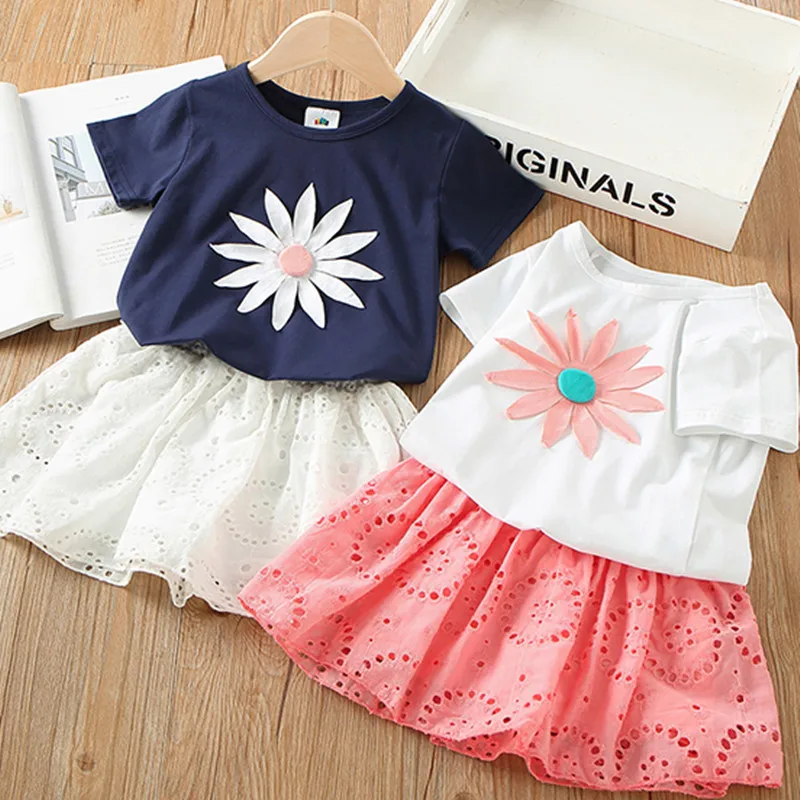 2024 Summer 3 4 5 6 7 8 9 10 Years Princess Elegant Lace Embroidery Floral T-Shirt+Hollow Out Skirt 2 Piece Sets For Kids Girl