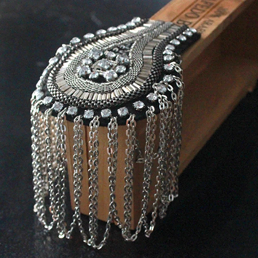

Creative Clothing Accessories Jewelry Blazer Chain Tassel Patch Epaulette Shoulder Bag Luggage Shoes Beaded Shoulder Flower