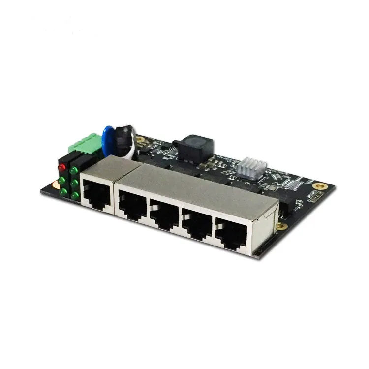 Switch ethernet industriale Switch Ethernet non gestito di livello industriale a 5 porte con 5 porte Ethernet adattive 10 / 100M