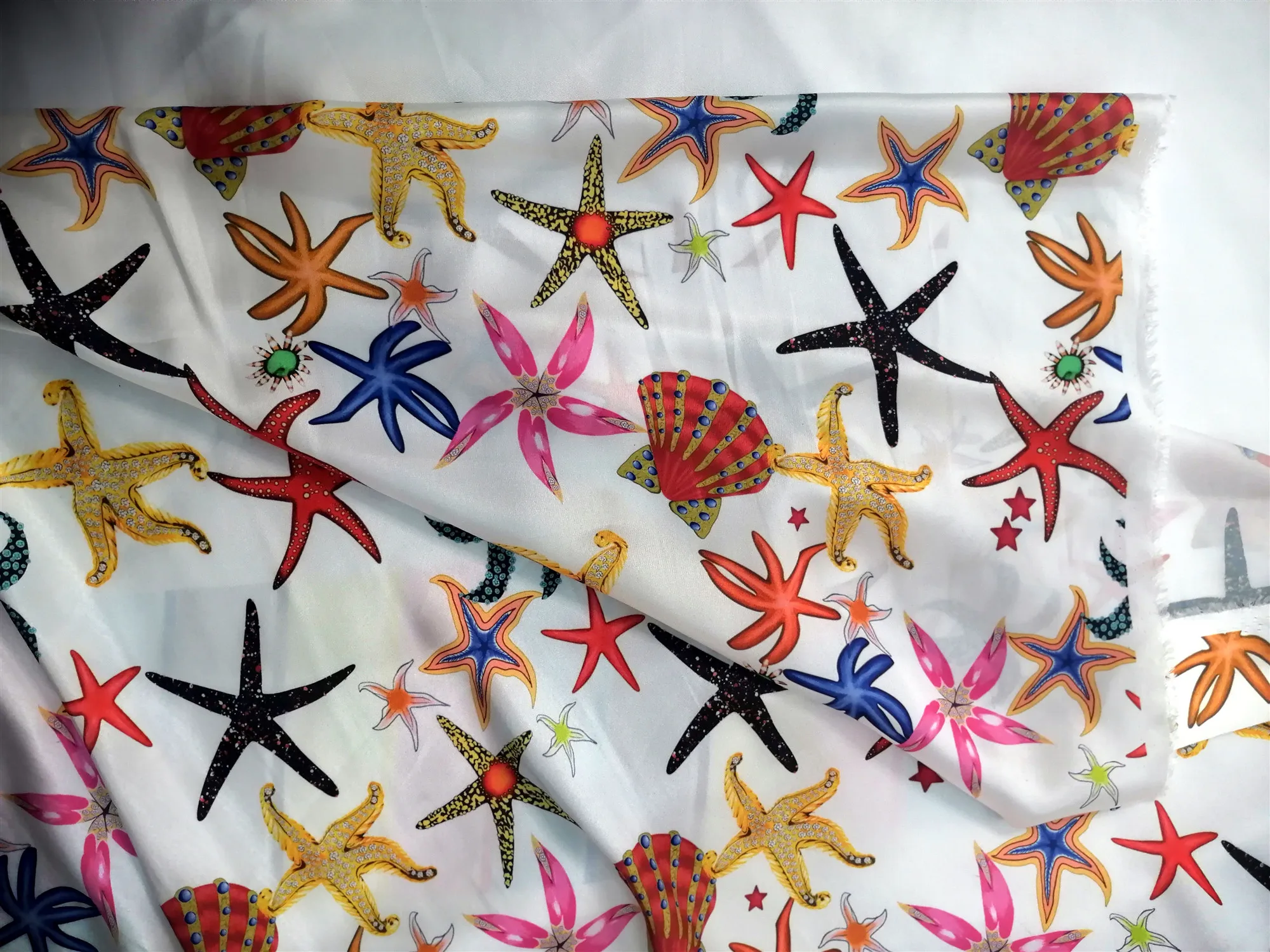 2023 European and American Brand Simulation Silk Satin Dress Fabric Starfish Digital Printing Suit Shirt Pants Clothing Fabric