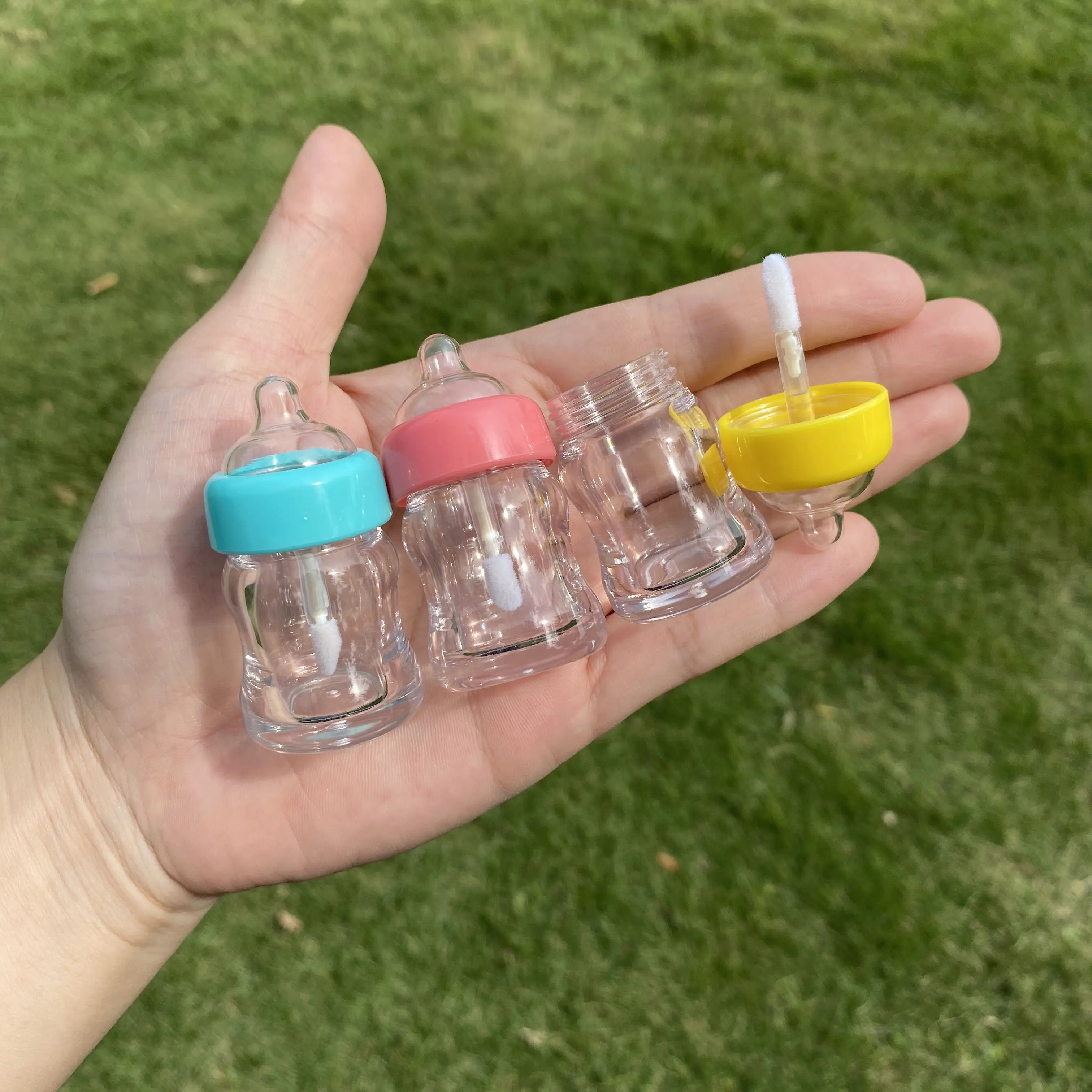 

7ml Novelty Milk Bottlel Plastic Lipgloss Empty Tube Cosmetic Packaging Plastic Transparent Lip Gloss Empty Container