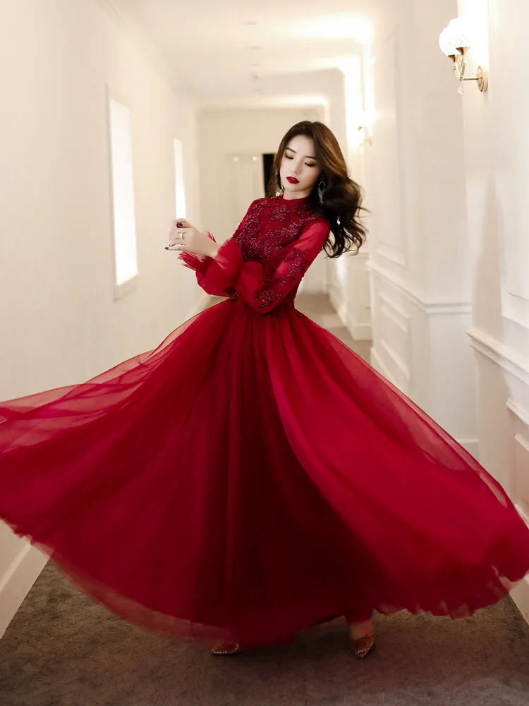 Wine Red Modest Evening Dresses With Long Sleeve Beaded Appliques A-line Floor-length Tulle Long Formal Gowns For Women