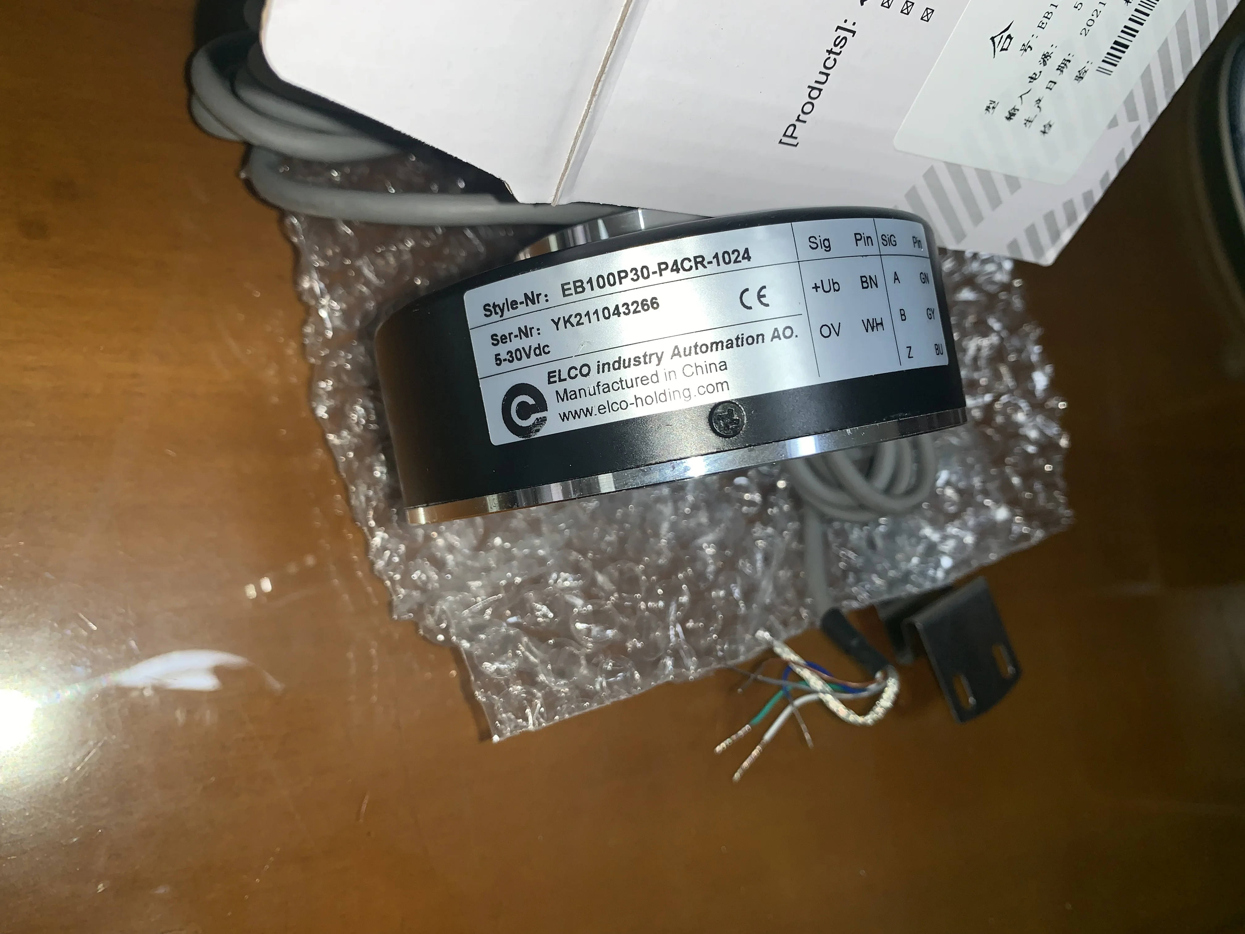 EB100P30-P4CR-1024 motor host encoder hollow shaft 30 axis Yike encoder