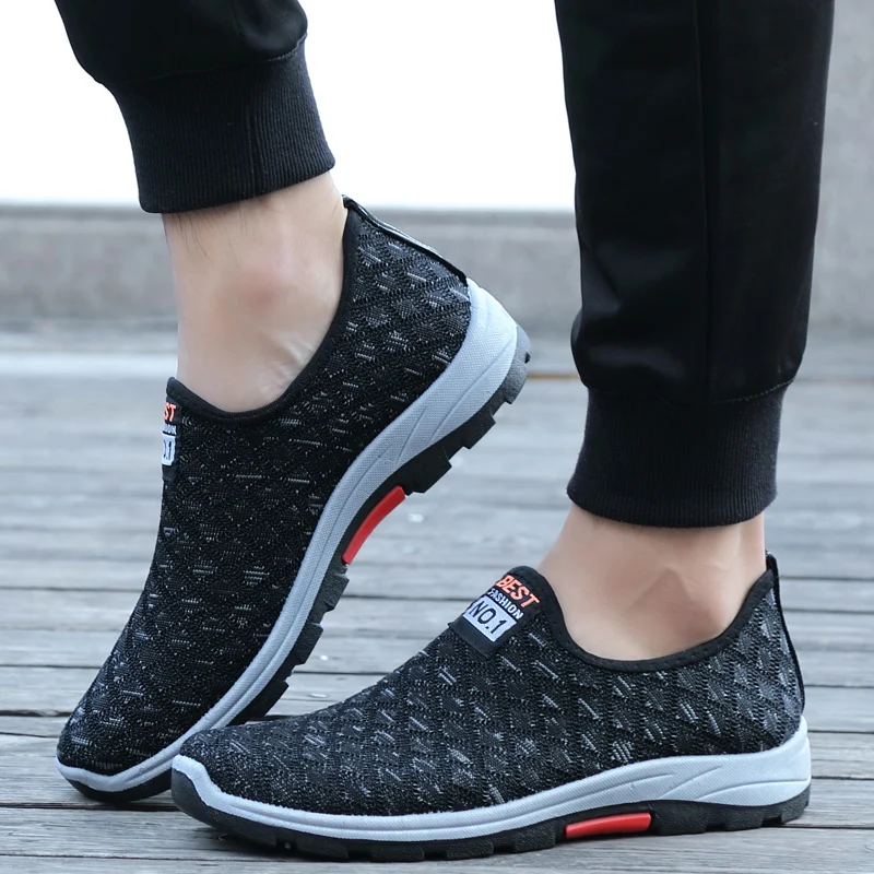 Sepatu Pria Jaring Musim Panas Sneakers Ringan Sepatu Jalan Kasual Fashion Pria Pantofel Pria Slip On Bersirkulasi Sepatu Zapatillas Hombre