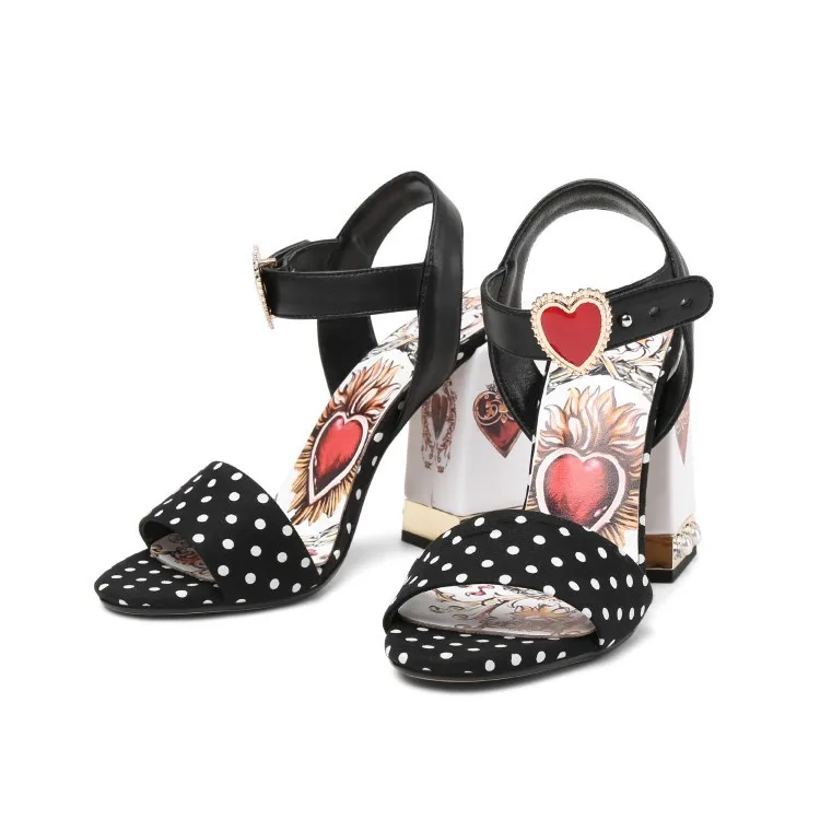 New Women Heart Printed Rivets White Coated Chunky Heel Sandals Polka Dot Open toe Ankle Buckle Ladies Summer sandalias mujer