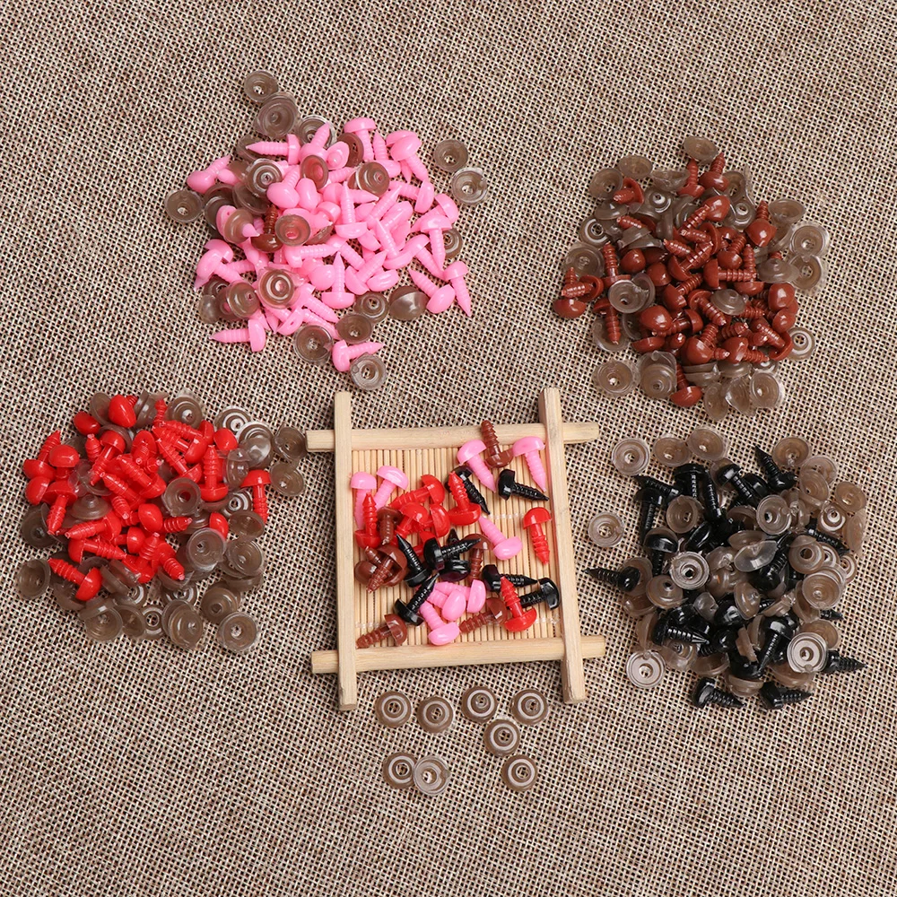 100pcs Safety Parts Plastic Triangle Noses for Dolls Toys Bear DIY Safety Nose Buttons Doll Toy Crafts Accessories