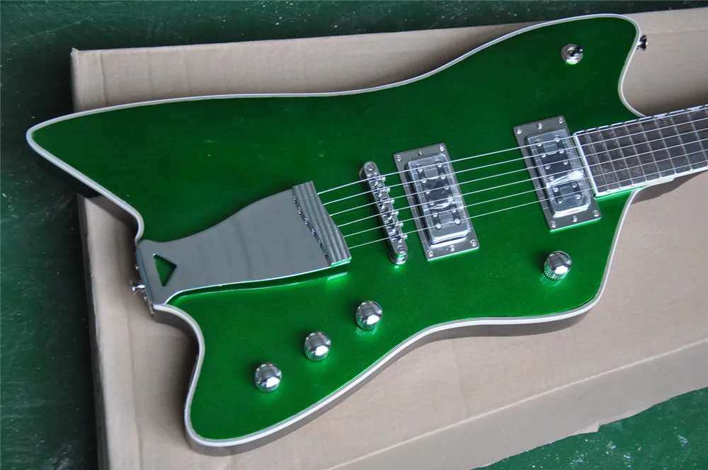 Green body Electric  Guitar with Chrome Hardware,Rosewood Fretboard,Special Pull plate ,Provide customized service