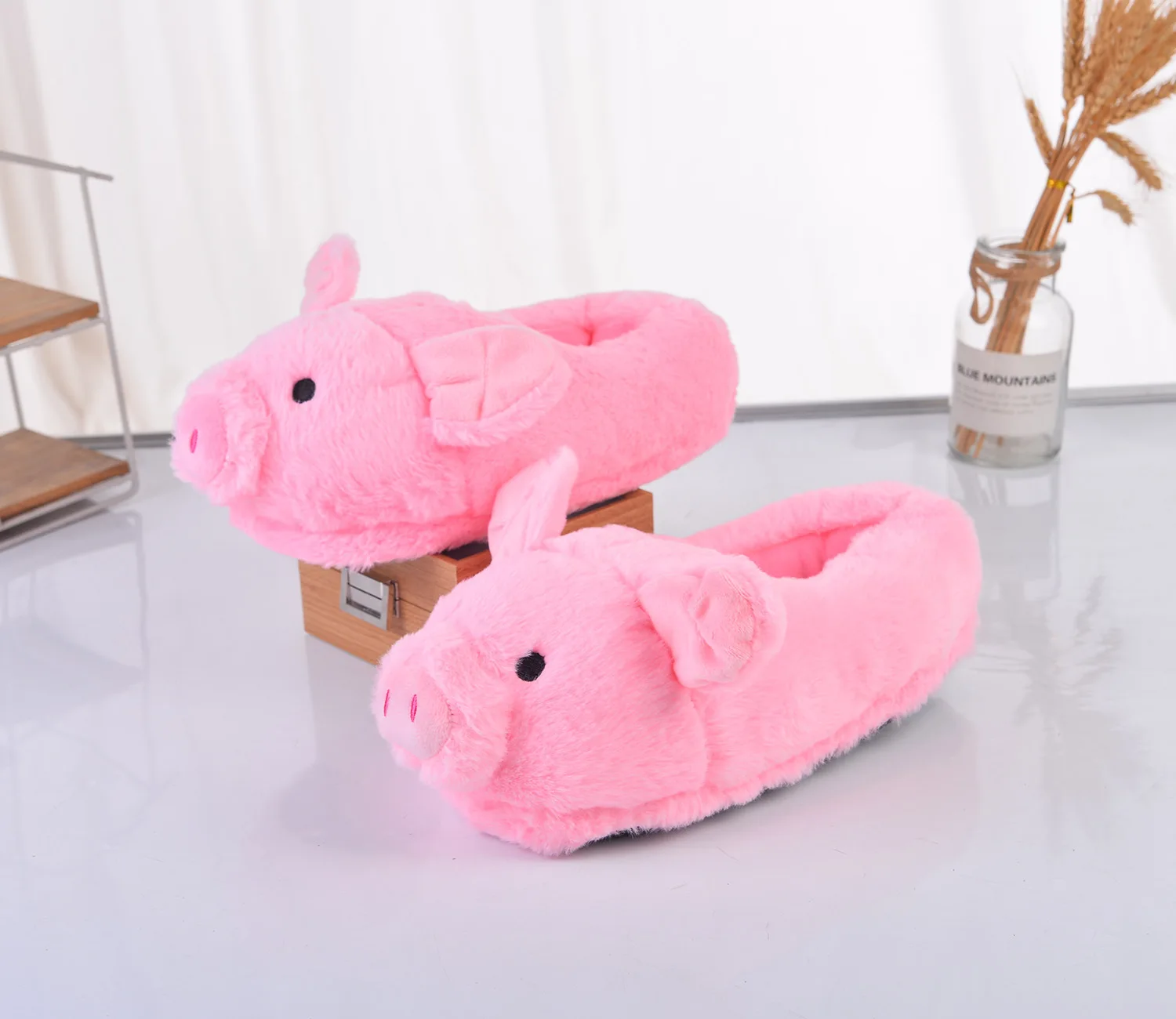 Winter Women Warm Indoor Slippers Ladies Fashion Shoes Cute Pink Pig Soft Short Furry Plush Home Floor Slipper