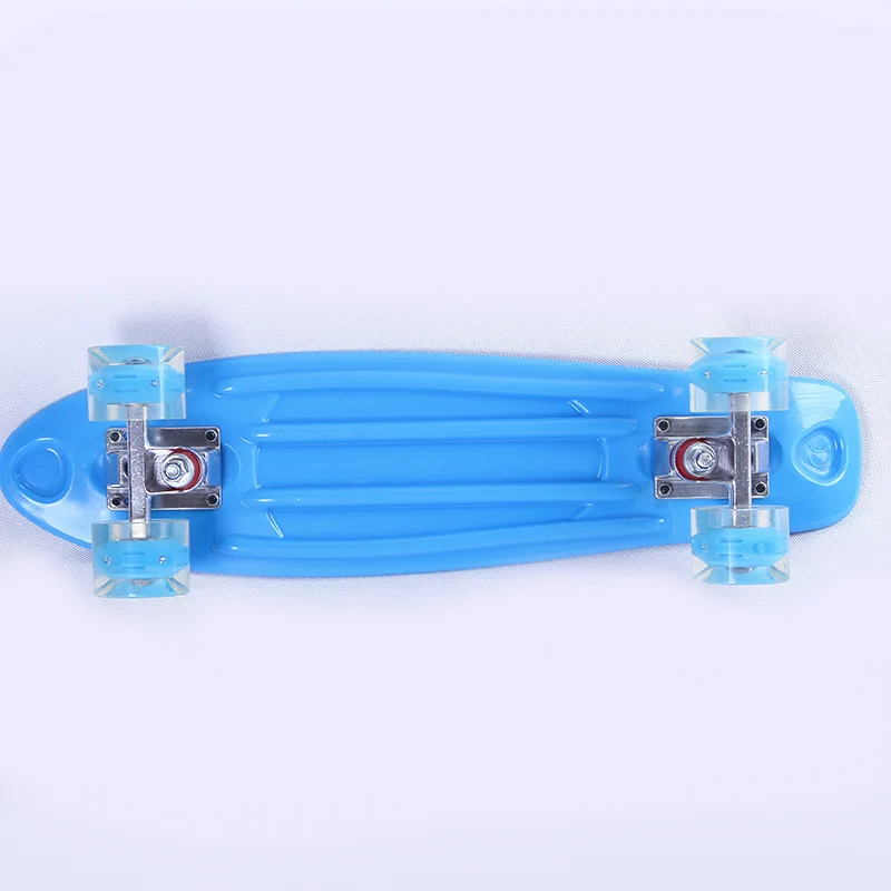 22in four wheel skateboard small fish board single rocker flash wheel PP plastic road brushing adult skateboard scooter