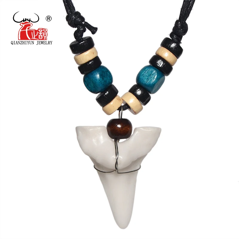 Man's Hawaii Surfer Jewelry Handmade Imitation Shark Teeth Pendant New Zealand Maori Tribal Bone Choker Colored Wooden Necklace