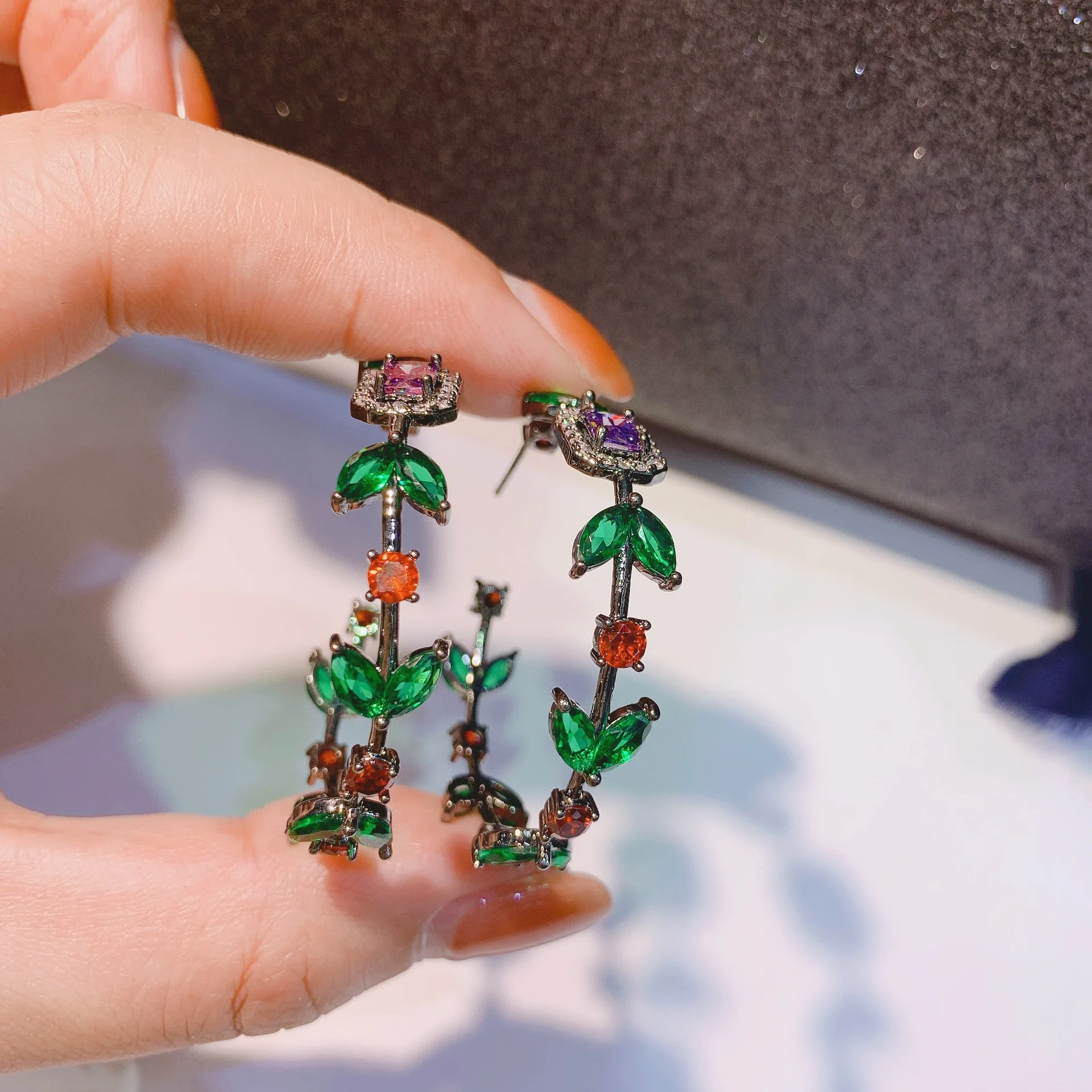Bilincolor Vintage Zircon Green Leaves Half Circle Earring for Women
