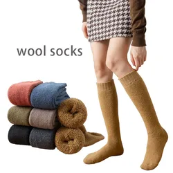 Winter frauen Merino Wolle Hohe Knie Lange Socken Dicke Warme Harajuku Retro Kompression Weibliche Kaschmir Strümpfe