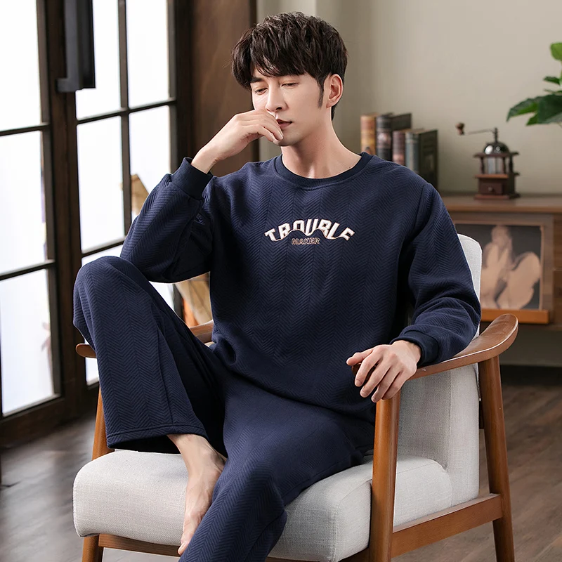 Winter Cotton Mezzanine Pyjamas Thin Quilted Men's Pajamas Set O-Neck Sleepwear Pyjamas Nightwear Big Yards M-3XL Pijamas Hombre