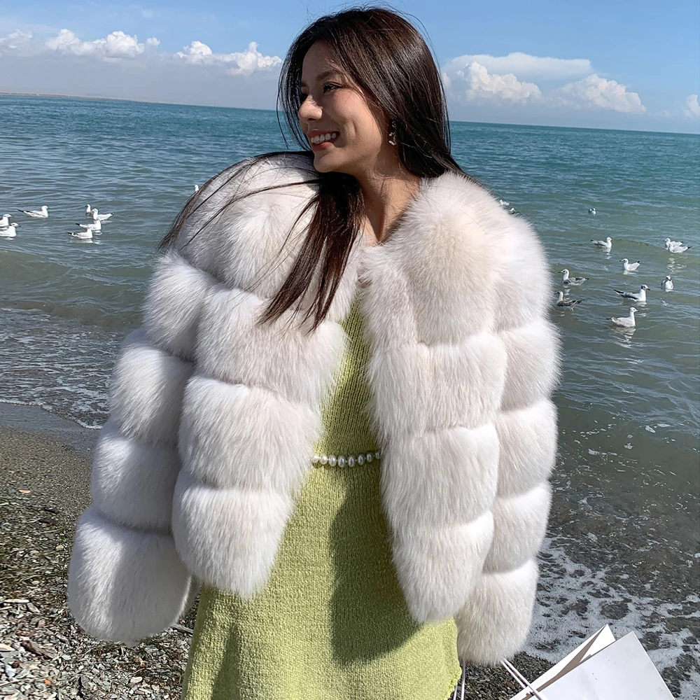 

Женская зимняя модная Новая высококачественная куртка из натурального Лисьего меха с круглым воротником, повседневное женское пальто из натурального меха