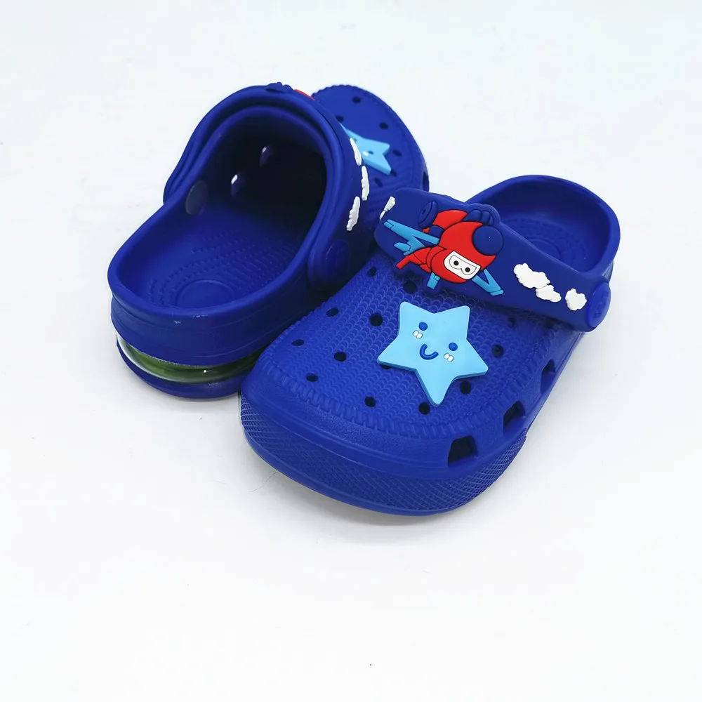 

2021 Boy Mules Air Cushion Kids Clogs Summer Cave Hole Children Beach Slippers Mules Shoes For Boys EUR28 29 30 31 32 33 34 35