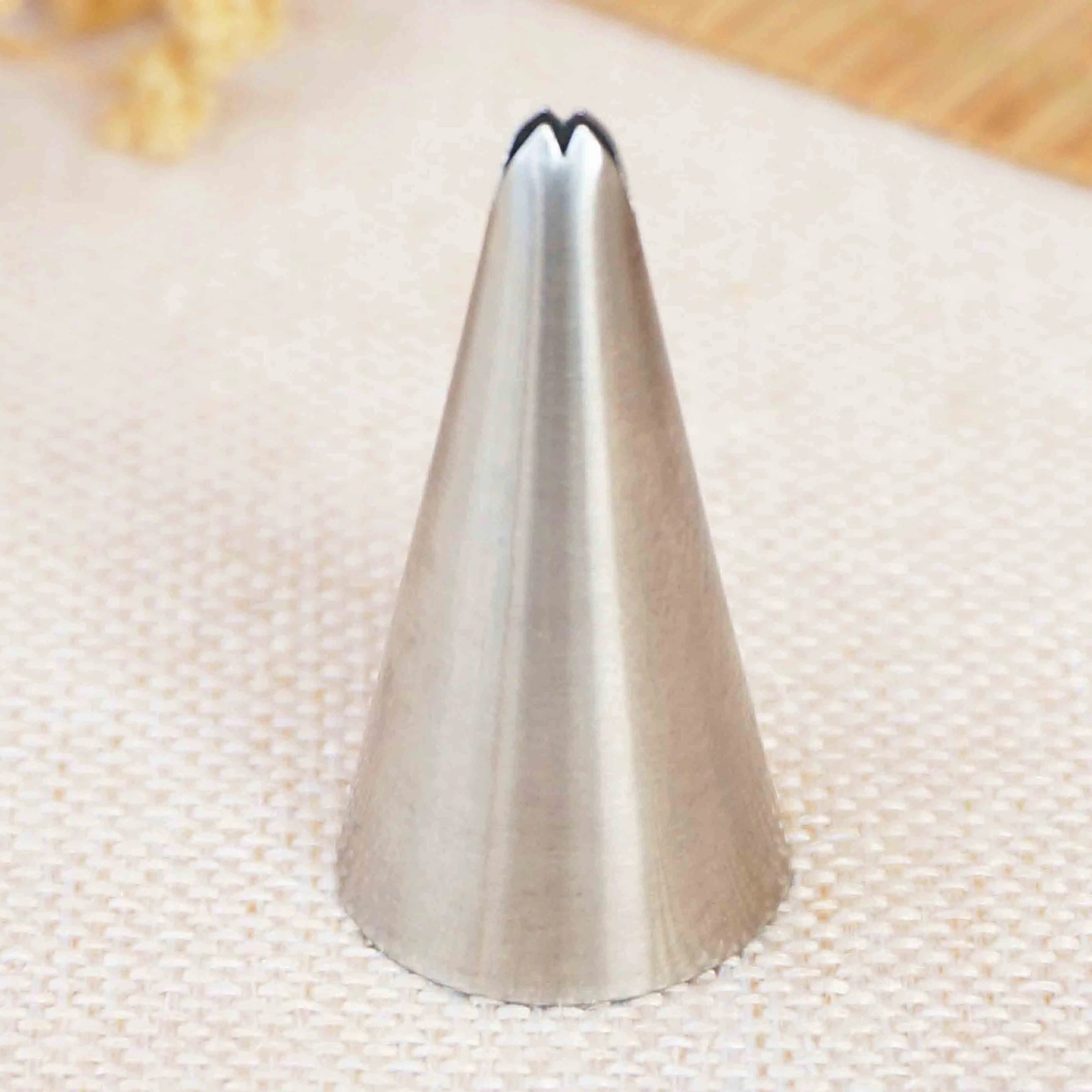 #67 Leaves Nozzle Icing Nozzles Piping Tip Pastry Tip Cupcake Writing Tube Decorating Tip Baking & Pastry Tools Bakeware