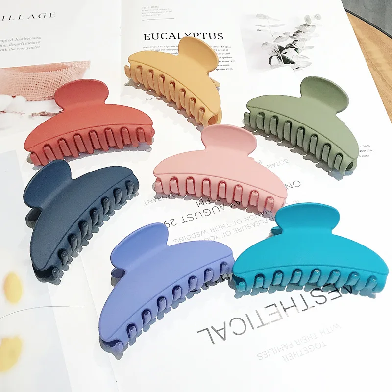 

Korean Solid Big Hair Claws Girls Simple Plate Hair Catching Clip Female Large Elegant Temperament Ponytail Barrette Headwear