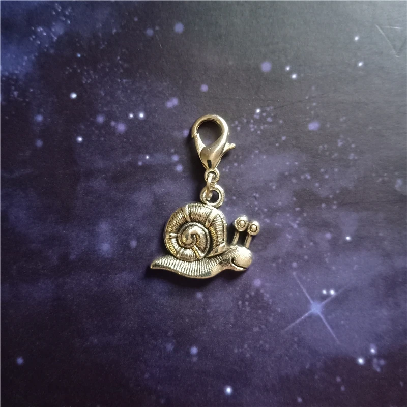 2 adet antik gümüş renk salyangoz takılar karikatür salyangoz klip Charm salyangoz fermuar çekin böcek takı