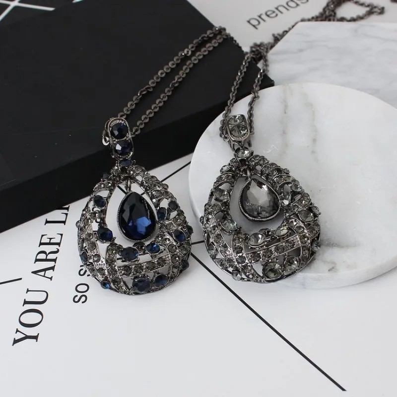 2020 New Simple Water Drop Crystal Long Necklace Women Fashion Joker Sweater Chain Kpop Big Name Neck Accessories