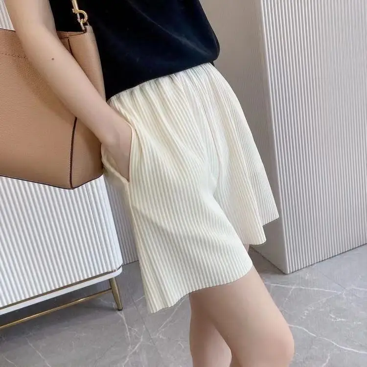 100kg Summer High Waist Large Add Size Pleated Wide Leg Shorts Casual Sports Culottes Korean Loose Female Clothing Lay Shorts