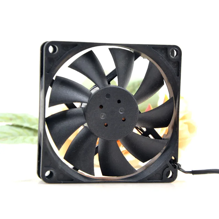 Delta Electronics AUB0712HB SD1P Server Cooling Fan DC 12V 0.33A 70x70x15mm 3-Wire