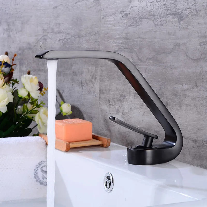 

Contemporary Bathroom Basin Water Faucet Mixer Solid Brass Bathroom Basin Faucet Tap European Style Bathroom Water Tap Mixer
