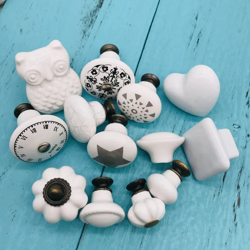 1pc Cartoon Ceramic Kitchen Cabinet Knobs White Seashell Paris Clock Painted Pumpkin Kids Furniture Bedroom Dresser Drawer Pulls