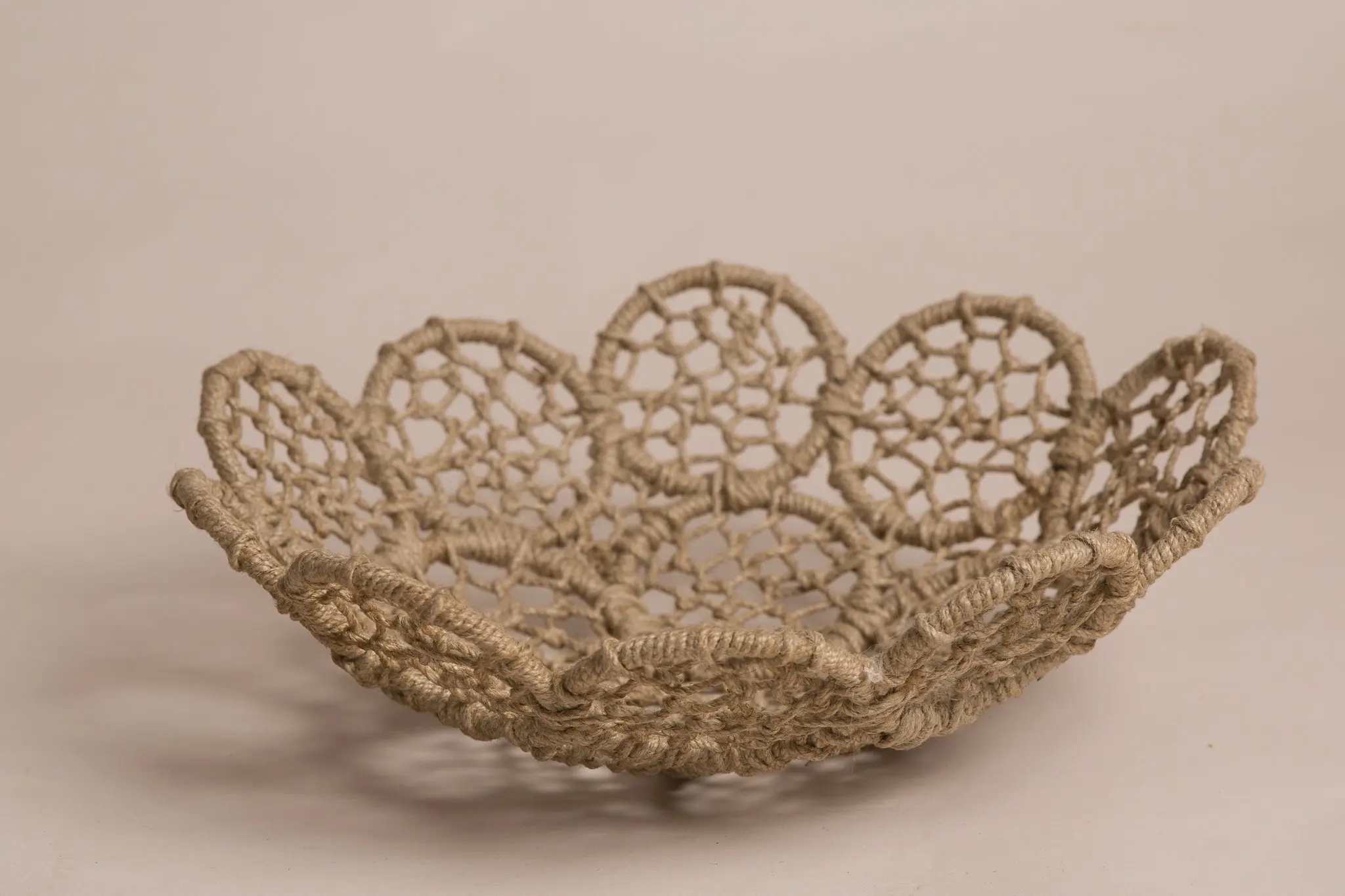 Jute Newborn Photography Basket Props Baby Flokati Photo Shoot Accessories Basket For Studio Posing Bowl Prop