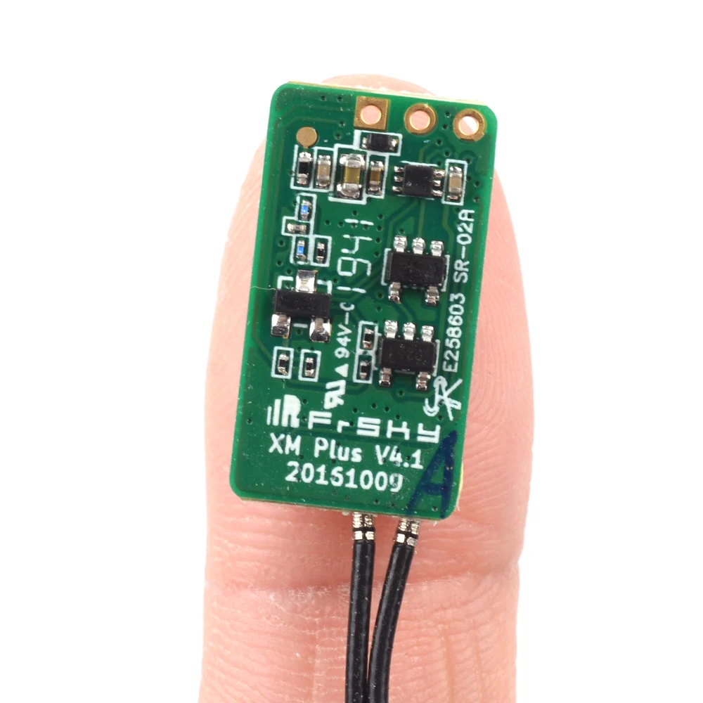 Original FrSky Ultra Light XM/XM PLUS (XM+)Receiver Up To 16CH For RC Multicopter Toys Models