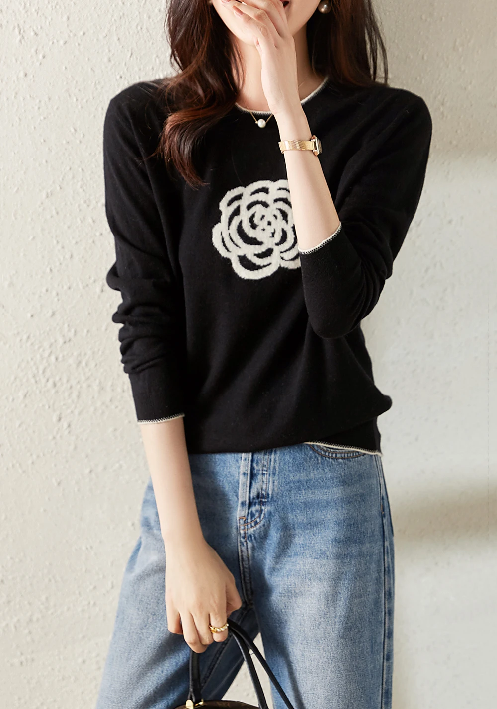 2021AutumnWinter New Stylish Elegant WOOL Knitted Pullovers Women O Neck Contrast Color Beading Rose Sweater