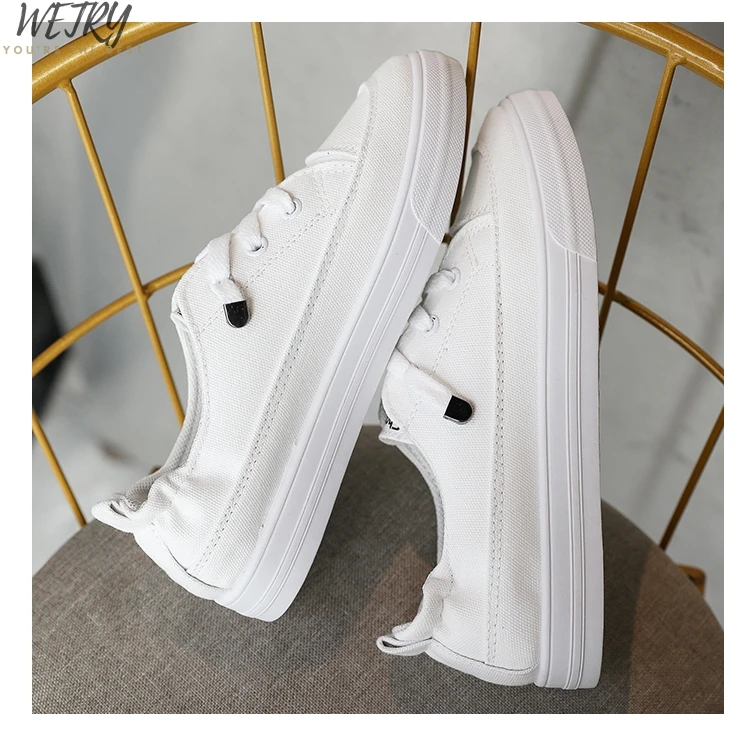 2020 Women Canvas Shoes Women Casual Flats Heart Lace-up Fashion Ladies Spring/Autumn Shoes designer White Sneakers Size 36-42