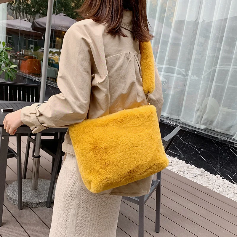 2024 Winter Soft Fur Hobo Handbag Designer Women\'s Plush Shoulder Bags Crossbody Bag Women Large Capacity Tote Purse Lady Sac