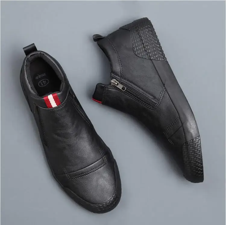 Men Casual Flats Shoes High quality Leather Fashion All black Sneakers Men Zapatos Hombre loafers driving shoes  A21-83