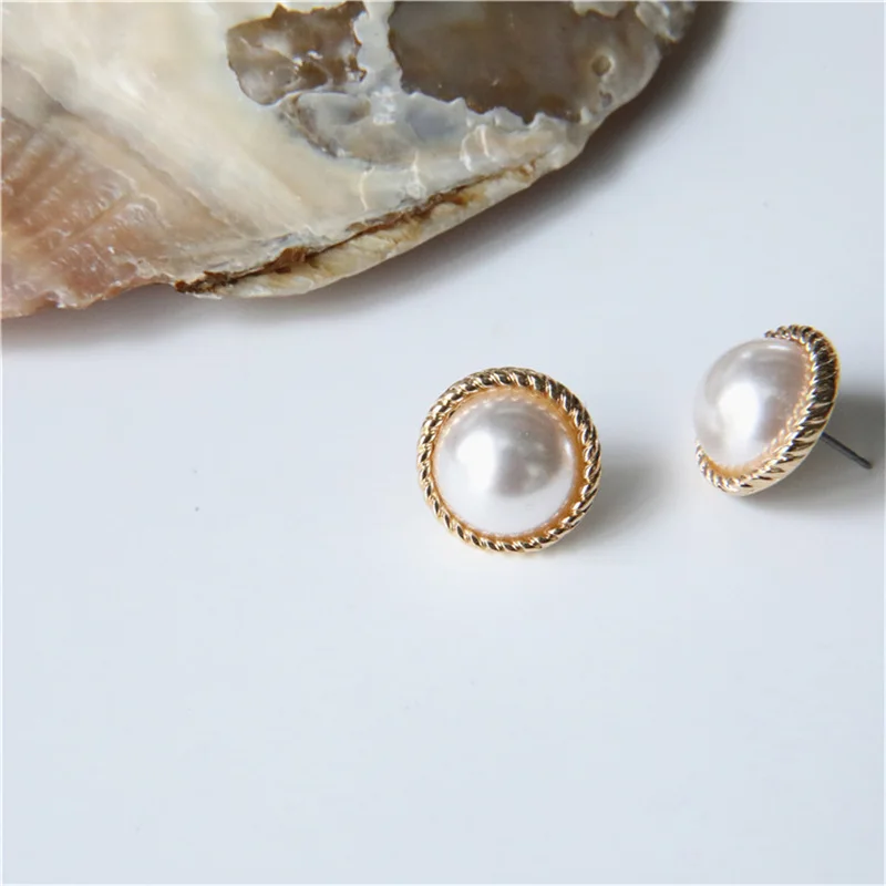 2020  New Vintage Round Marble Opal Stone Big Stud Earrings For Women Fashion Temperament Simulated Pearl earrings