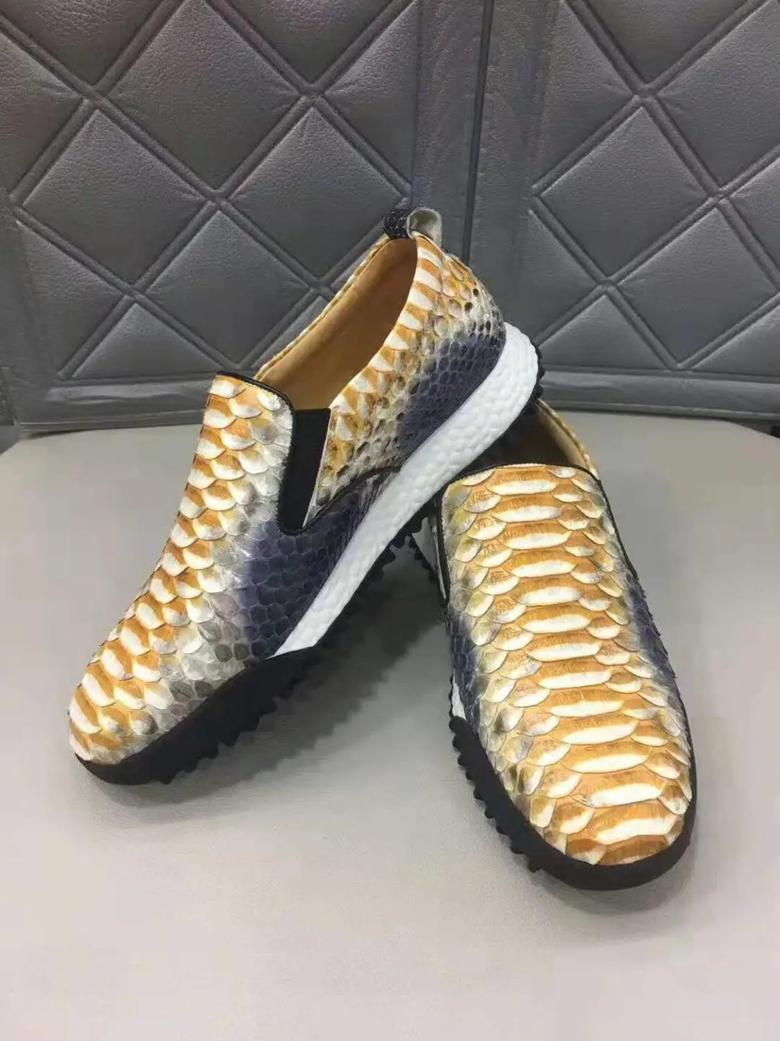 Real Genuine python skin leather men fashion shoe sneaker flat leisure shoe with cow lining gold color