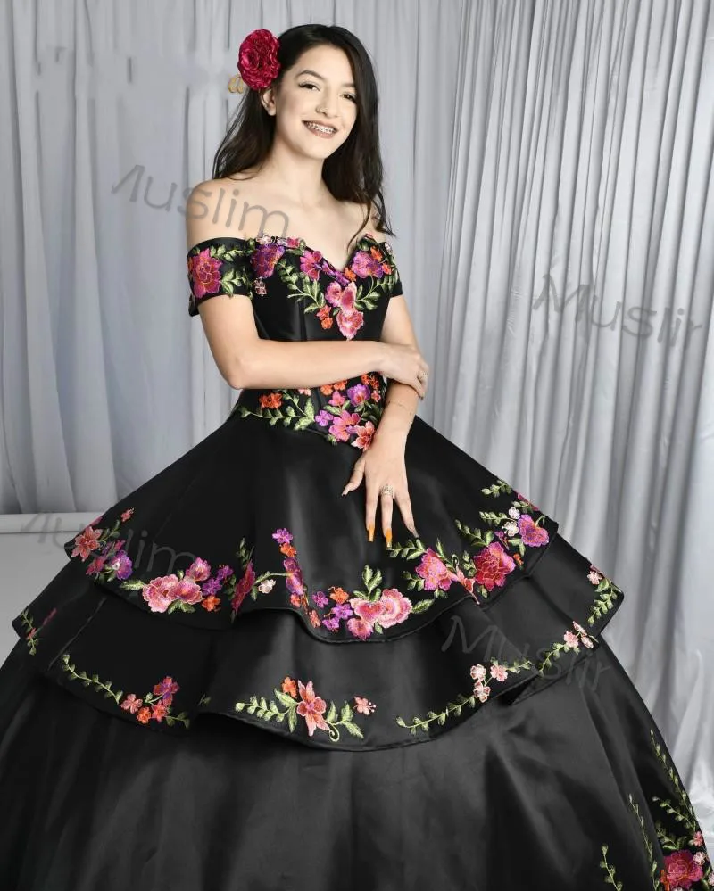 Mexican Black Quinceanera Dresses Charro Detachable Skirt Floral Embroidered Off The Shoulder Vestidos De 15 Xv Años Customized