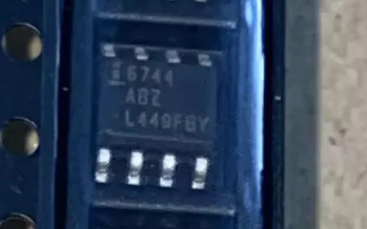 Free shipping 10-20PCS/ ISL6744ABZ ISL6744  6744ABZ 6744 SOP8