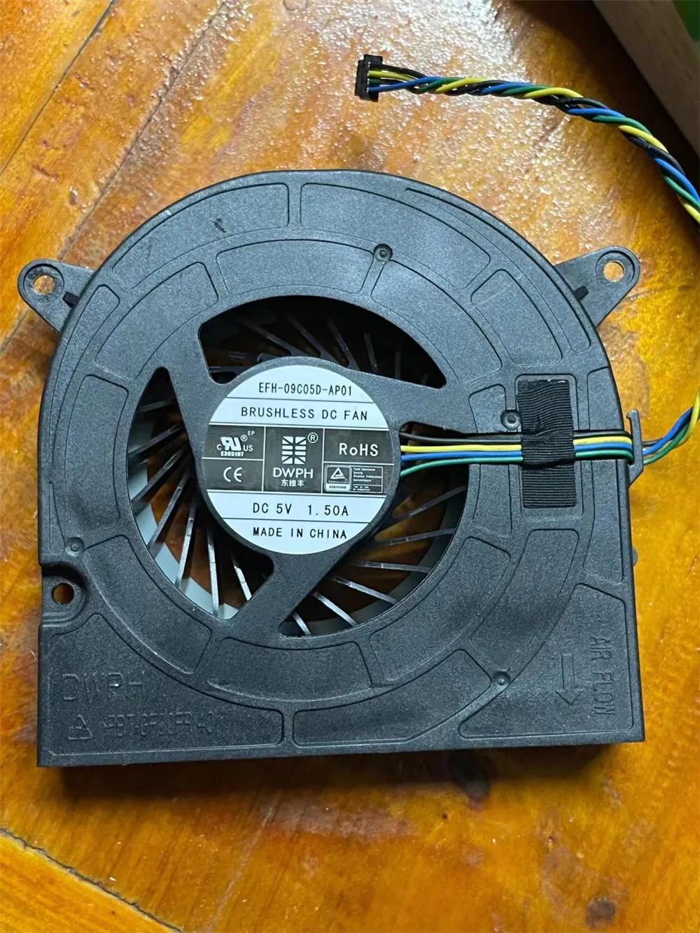 

CPU COOLING FAN FOR EFH-90C05D-AP01 5V