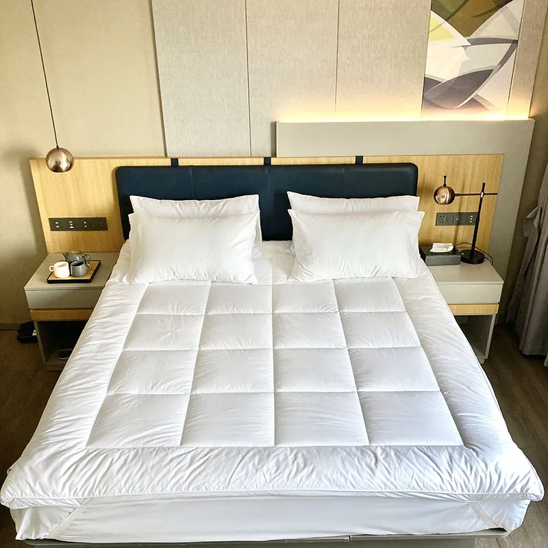 

White Quilt Cotton High Quality Air-conditioning Cool Summer Quilt Soft and Comfortable Solid Color Patternless Quilt Wholesale