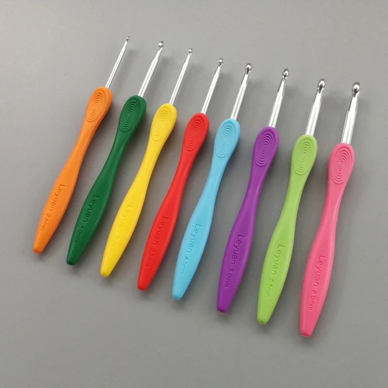 8pcs/12pcs/set Crochet Hook 2.5-6.0mm Aluminum Crochet Needle With Colorful Soft Rubber Grip Cushioned Handles Knitting for doll