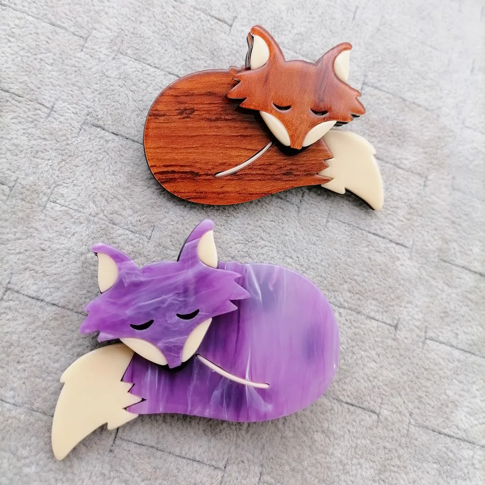 Vintage Acrylic Fox Brooches For Women Animals Pins Foxes Handmade Resin Brooch Corsage Badge Backpack Shirt Jewelry Gifts