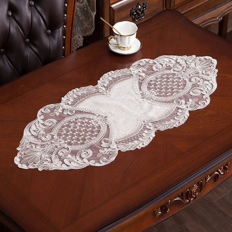 

European Luxury Hemp Gray Cotton Fabric Embroidered Tablecloth Hotel Home Decoration Covered Christmas Wedding Tapete Table Flag