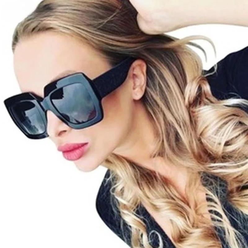 2024 Luxury Big Square Sunglasses Women Brand Designer Retro Clear Sun Glasses For Female Oversized Black Shades Oculos UV400