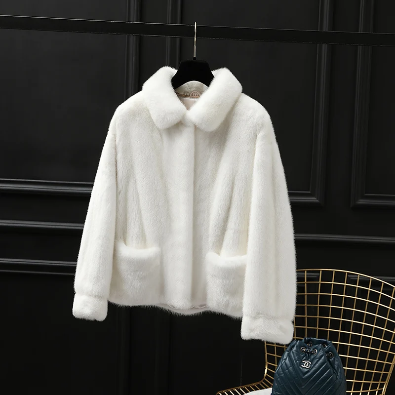 Mink Fur Women Short  Coat with  Collar and Pocket  Winter Thick Warm  Mink Fur Jacket