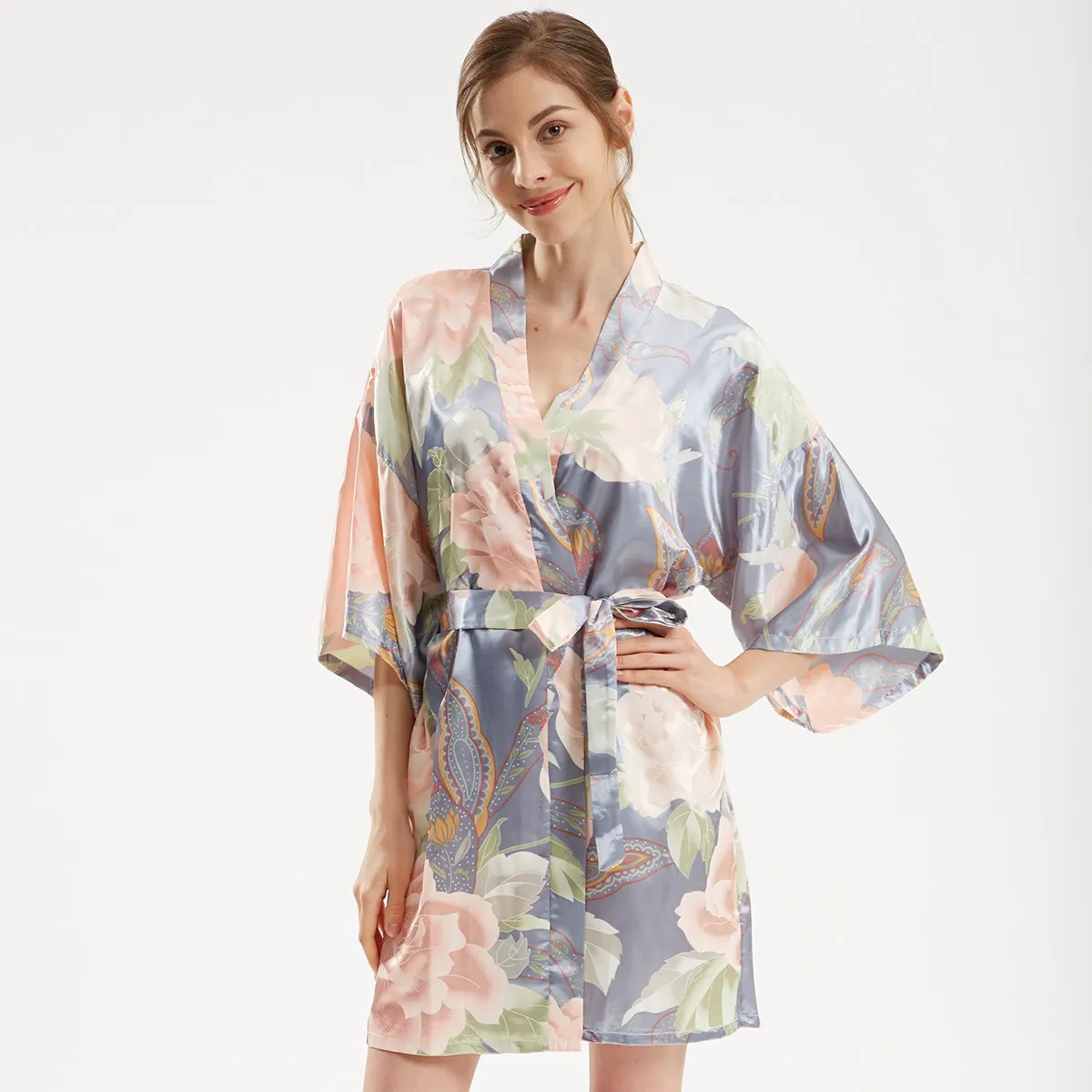 Kimono de satén para mujer, bata de baño Sexy con estampado de flores, camisón sedoso para novia, dama de honor, bata de boda, ropa de dormir suave para el hogar