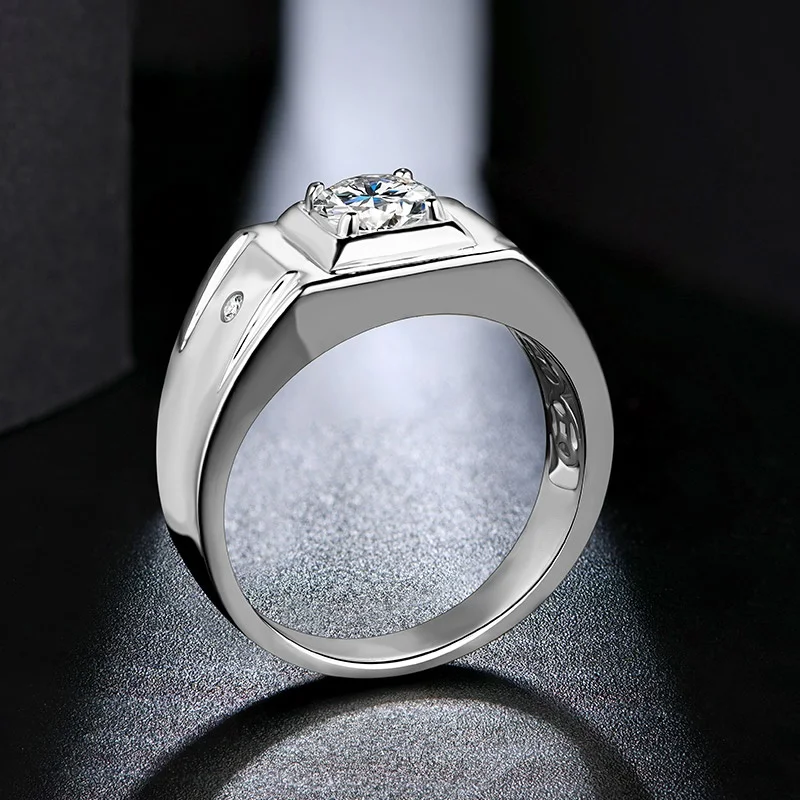 ATTAGEMS 1CT D Color 6.5mm Moissanite Diamond Men Ring Design Men Ring 100% 925 Sterling Silver Party Ring Father\'s Day Gift